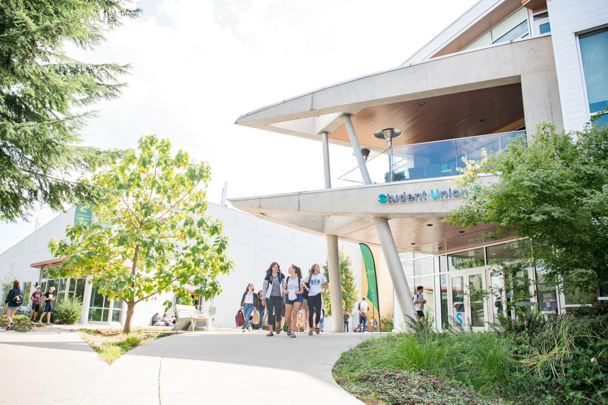 Học bổng đầu vào tại Đại học Fraser Valley – Canada