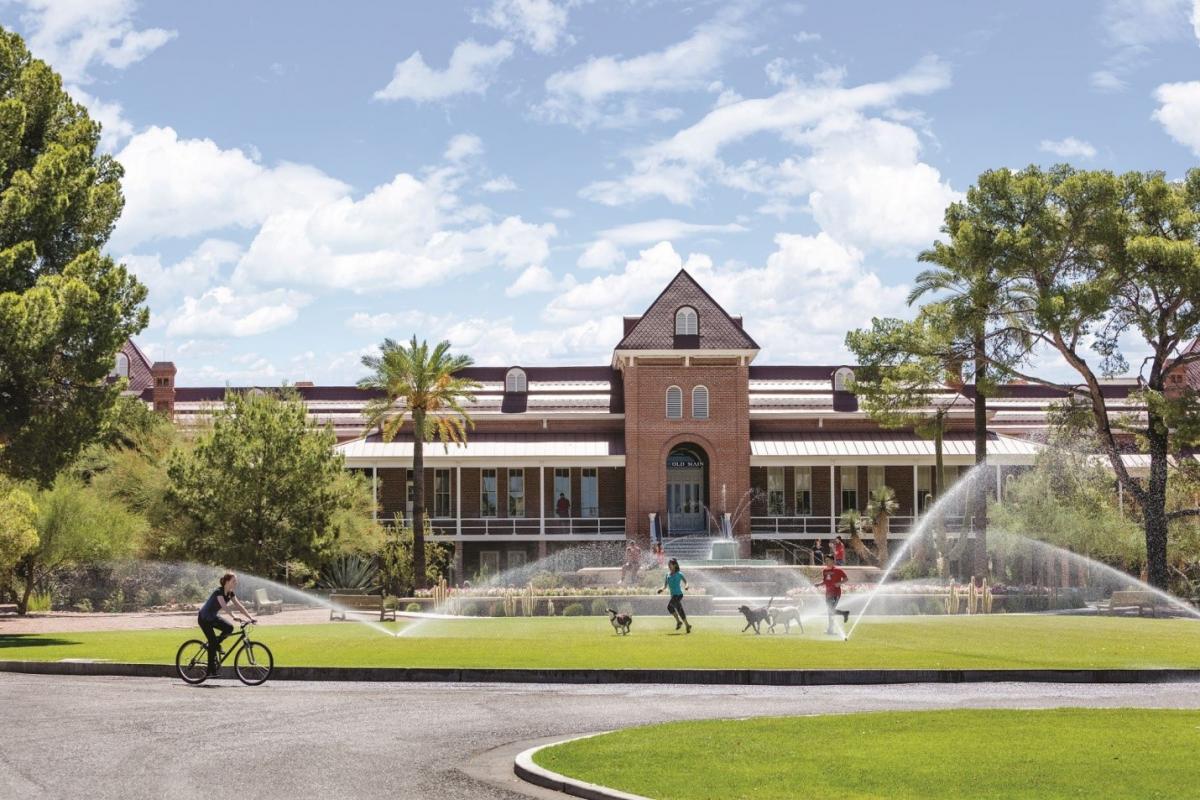 Trường Đại Học Arizona – Khai phá tiềm năng – Mở rộng tầm nhìn