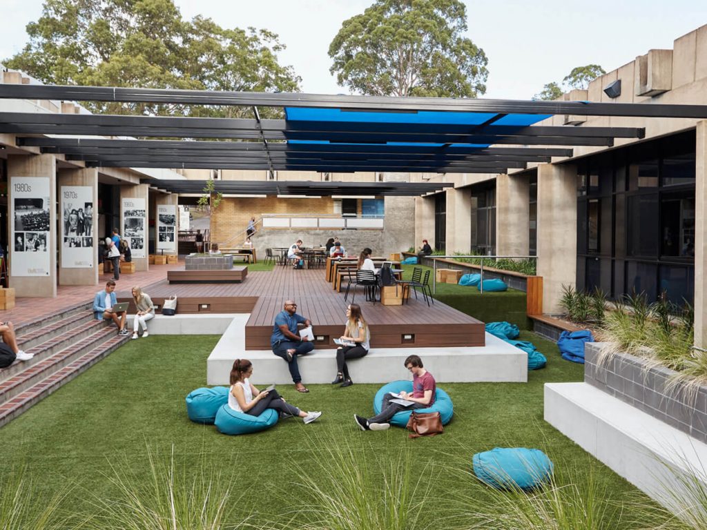 Du học tại University of Newcastle với Học bổng hấp dẫn AU$10,000 năm