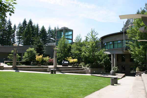 Cac truong dai hoc o Vancouver Canada4
