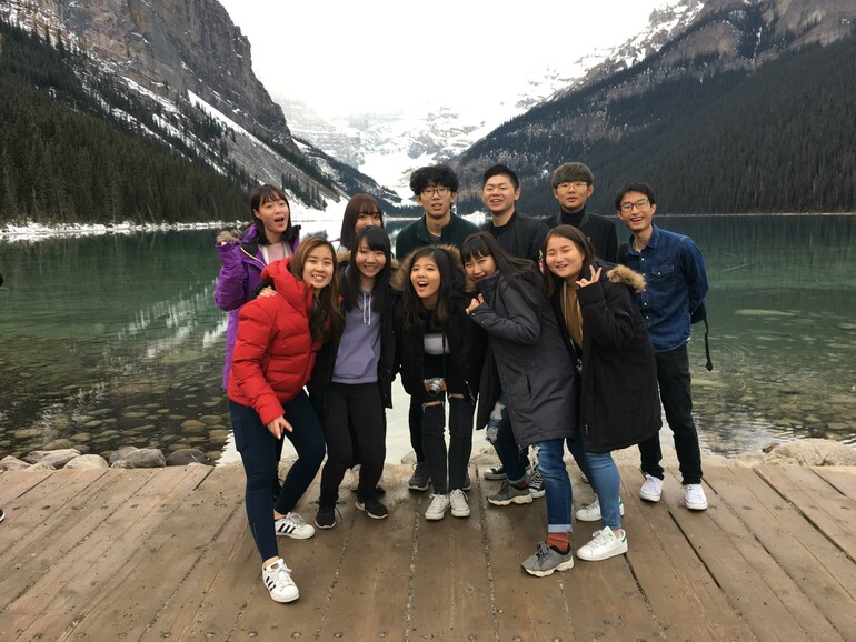 1571345042 770w groupatlakelouise