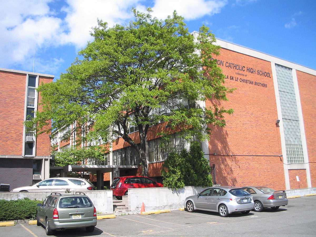Học bổng trường Công Giáo Hudson Catholic Regional High School (NJ)