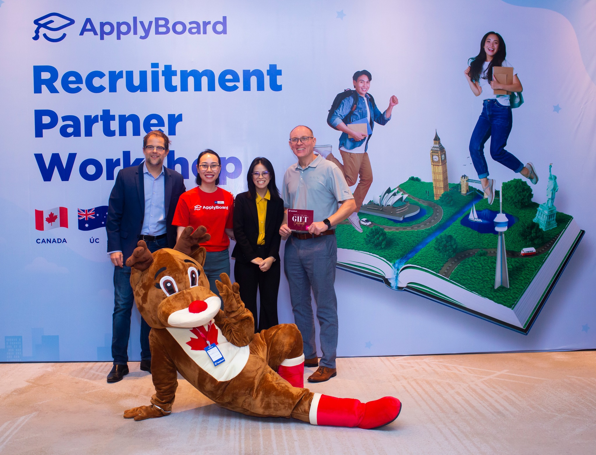VNIS Education Joins ApplyBoard’s Mega Recruitment Partners Workshop In Ho Chi Minh City, Vietnam