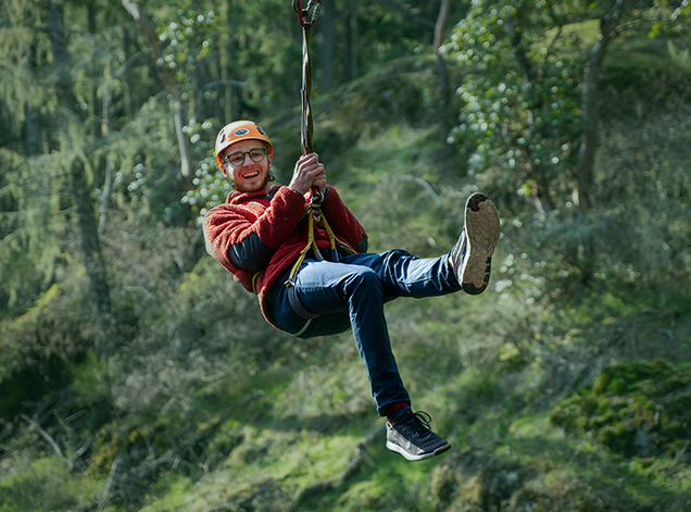 Đu dây Zipline tại Adrena LINE