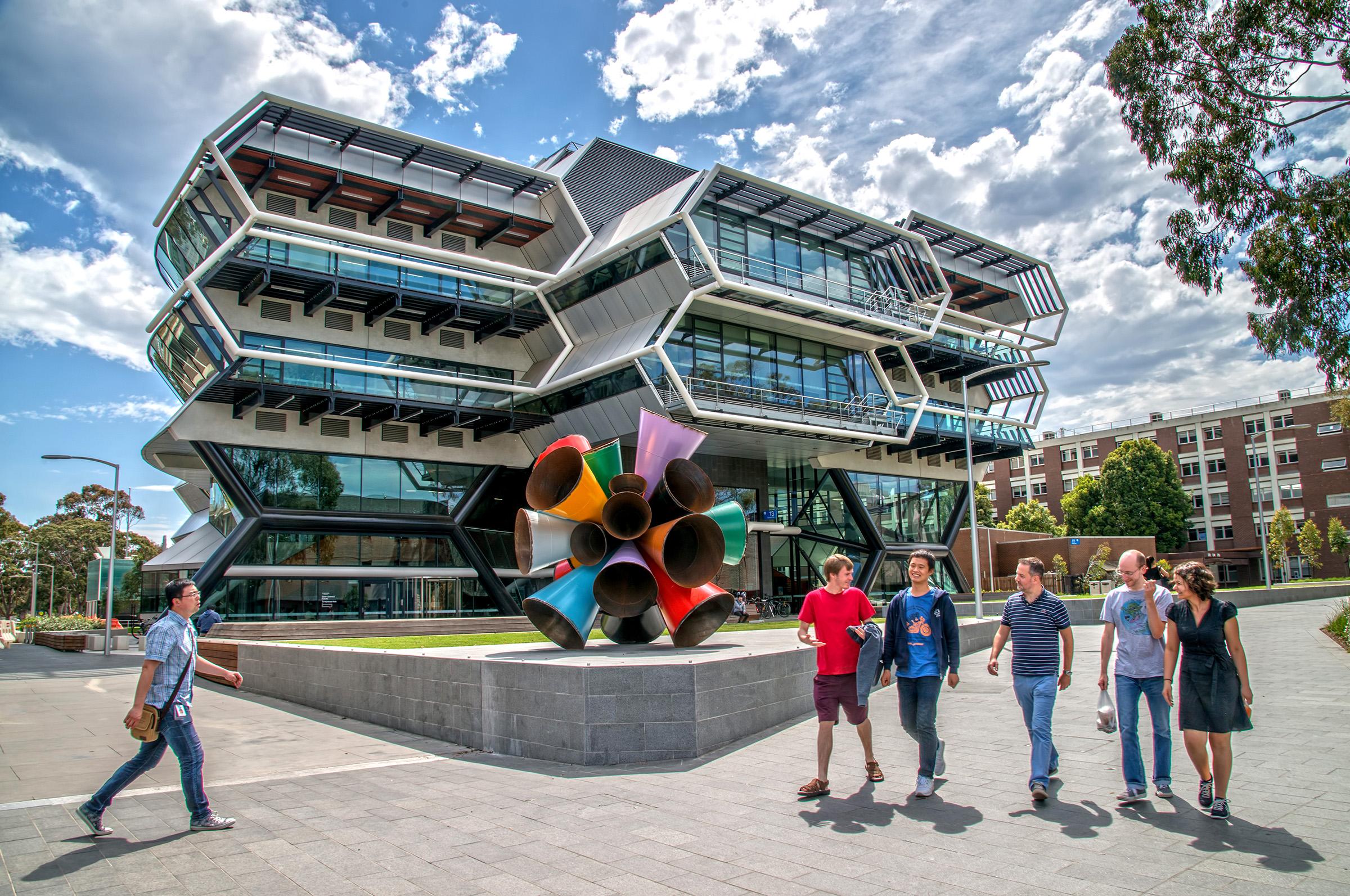 Mở Cửa Kỳ Nhập Học Tháng 11/2025: Cơ Hội Học Tập Tại Monash University Dành Cho Bạn!