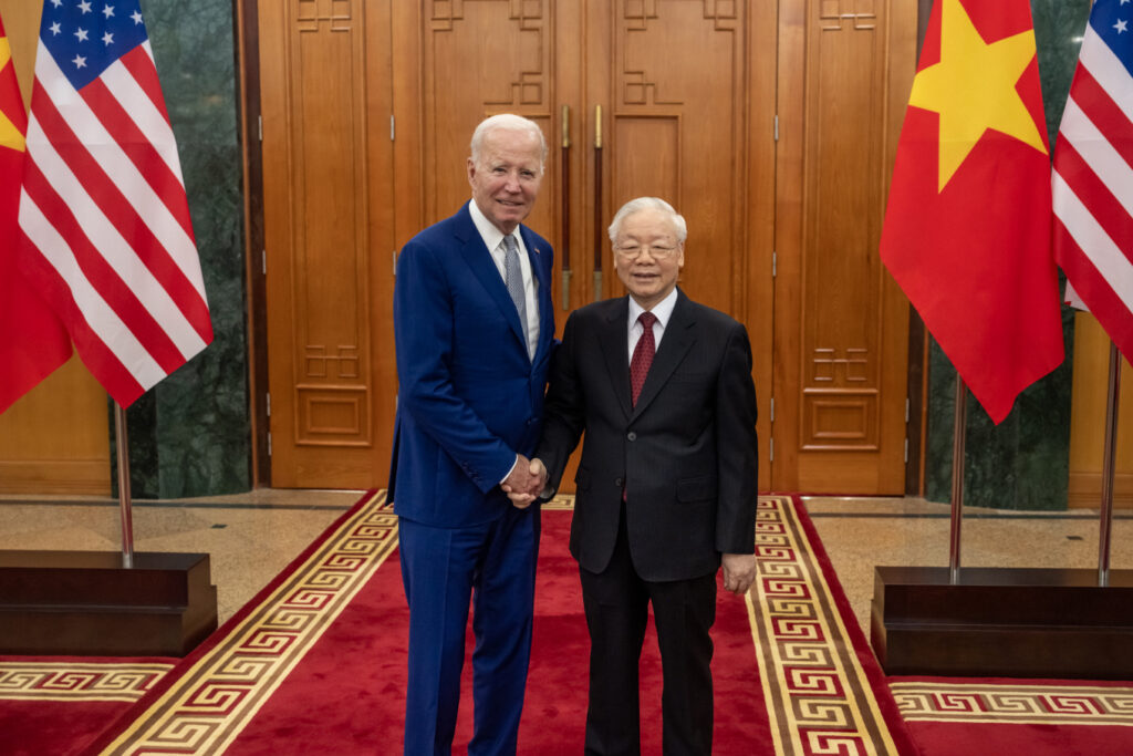 US President Visits Vietnam: Strengthening the Friendship Between Two Countries