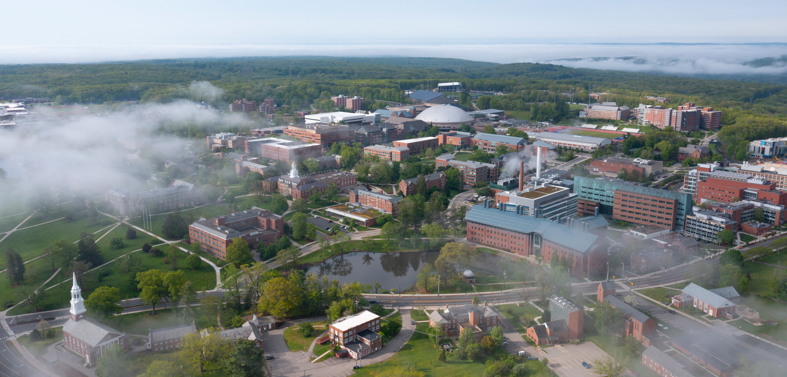 Học bổng UConn 2026: Ưu tiên xét học bổng khi nộp hồ sơ trước 01/12/2025 (Priority Deadline)