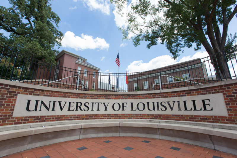 Học tập tại Louisville, Kentucky