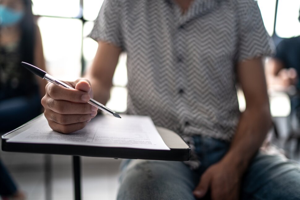 Bỏ Qua TOEFL, GRE, GMAT: Mở Cánh Cửa Du Học Sau Đại Học Mỹ Cùng VNIS Education