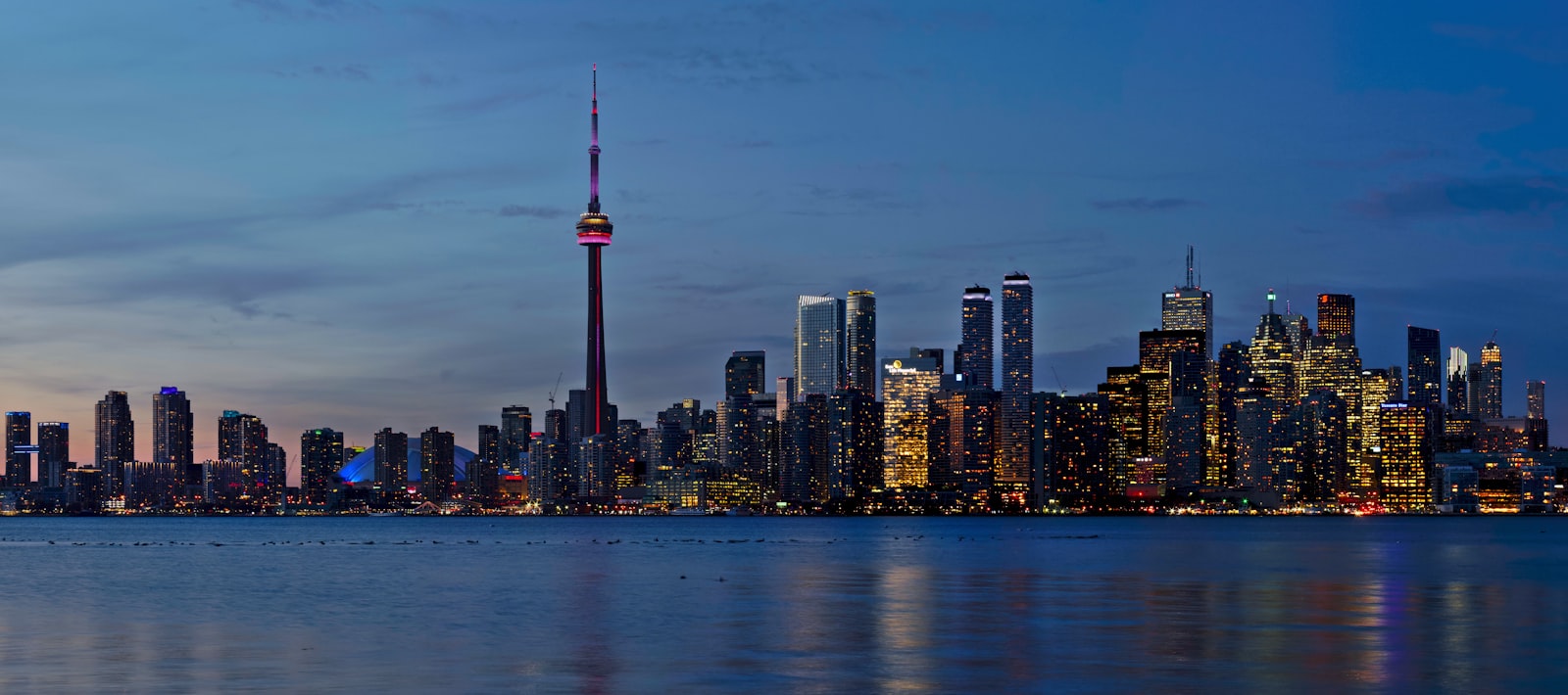 Du học Canada hết bao nhiêu tiền? Bảng chi phí chi tiết